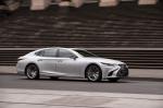 Lexus LS500h 2018 года (AU)